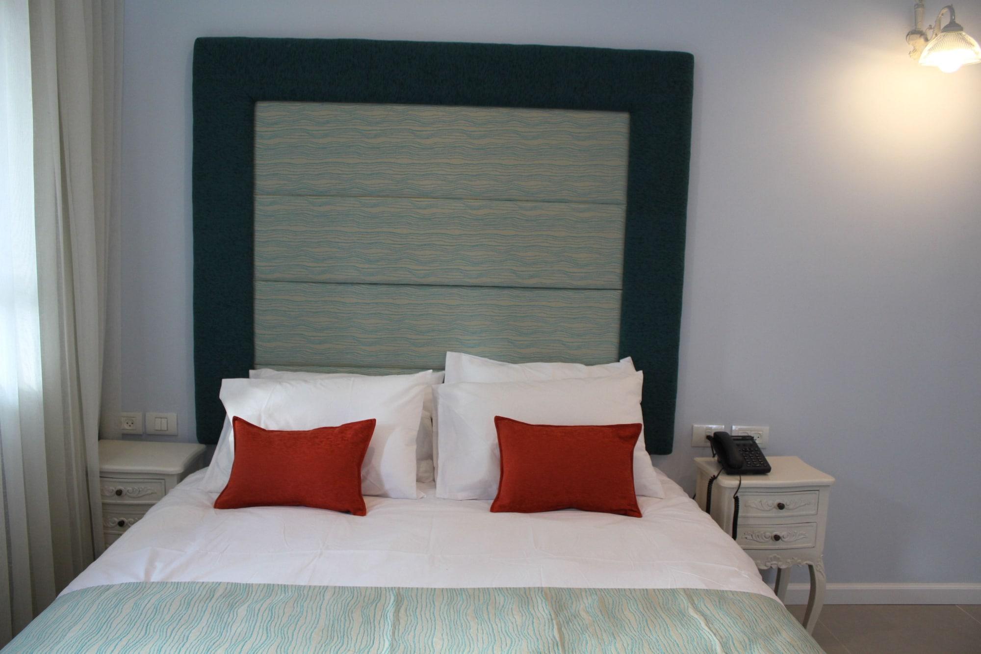 Bat Galim Boutique Hotel Haifa Buitenkant foto